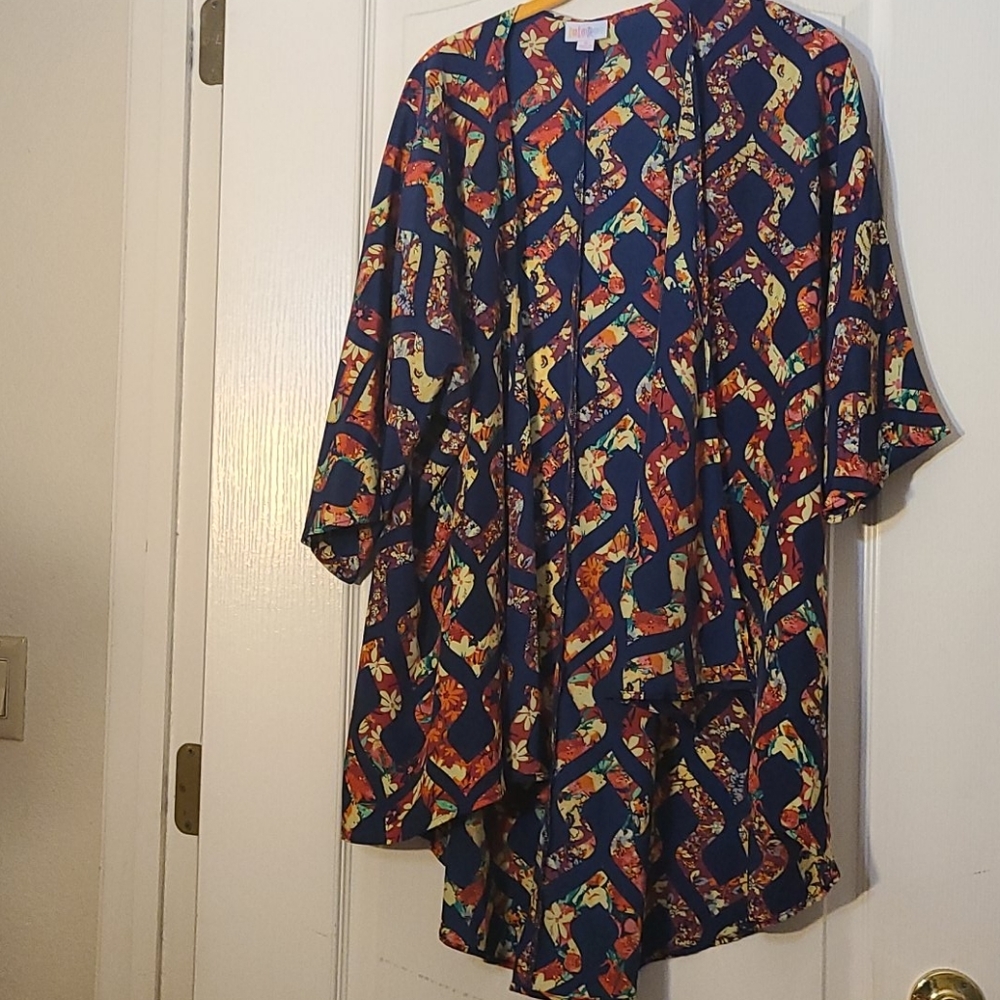Lularoe kimono Small